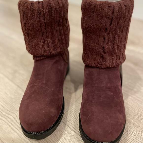 Muk Luk Burgundy Suede Boots, NWT - Picture 10 of 10